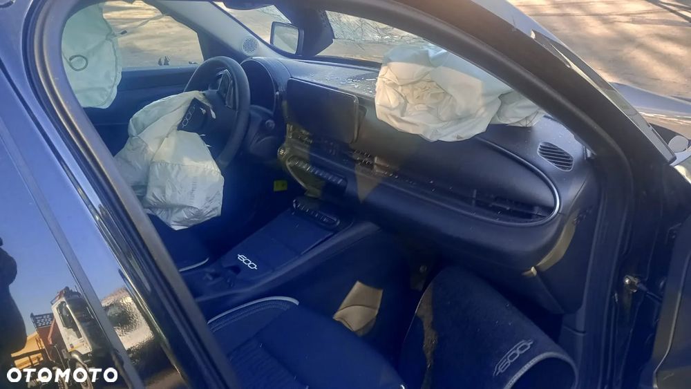 Fiat 600 1.2 Turbo Hybrid La Prima eDCT - 16