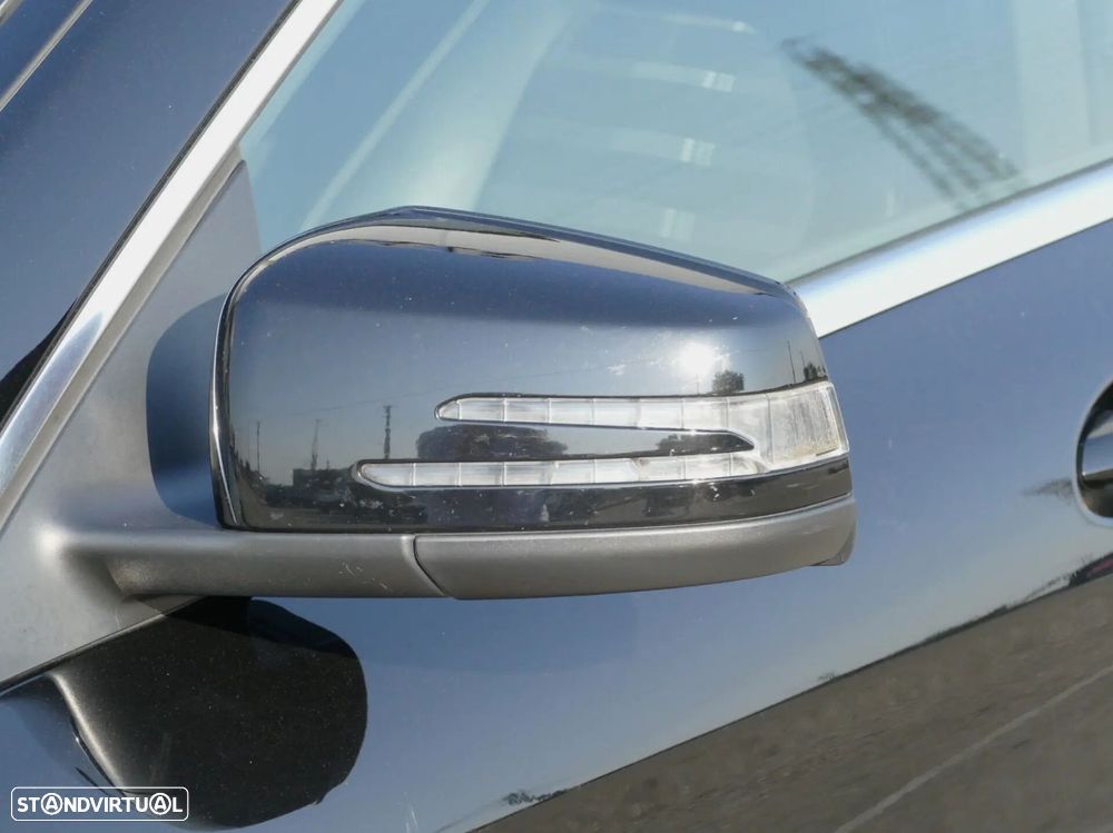 Mercedes-Benz CLA 180 d Shooting Brake Urban - 8