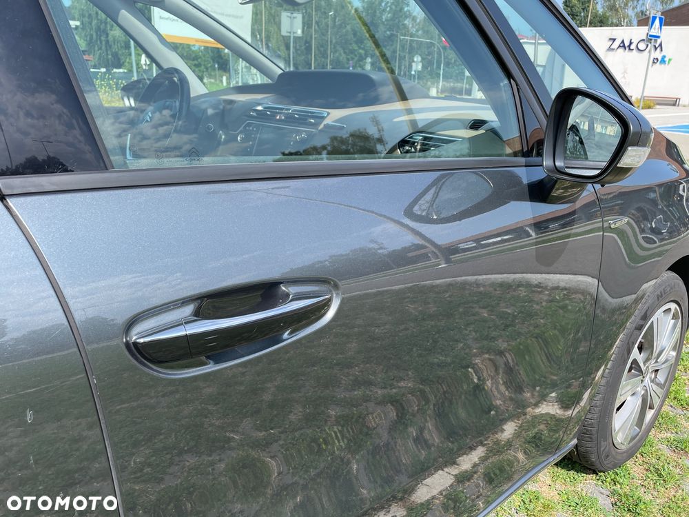 Citroën C4 Grand Picasso - 12