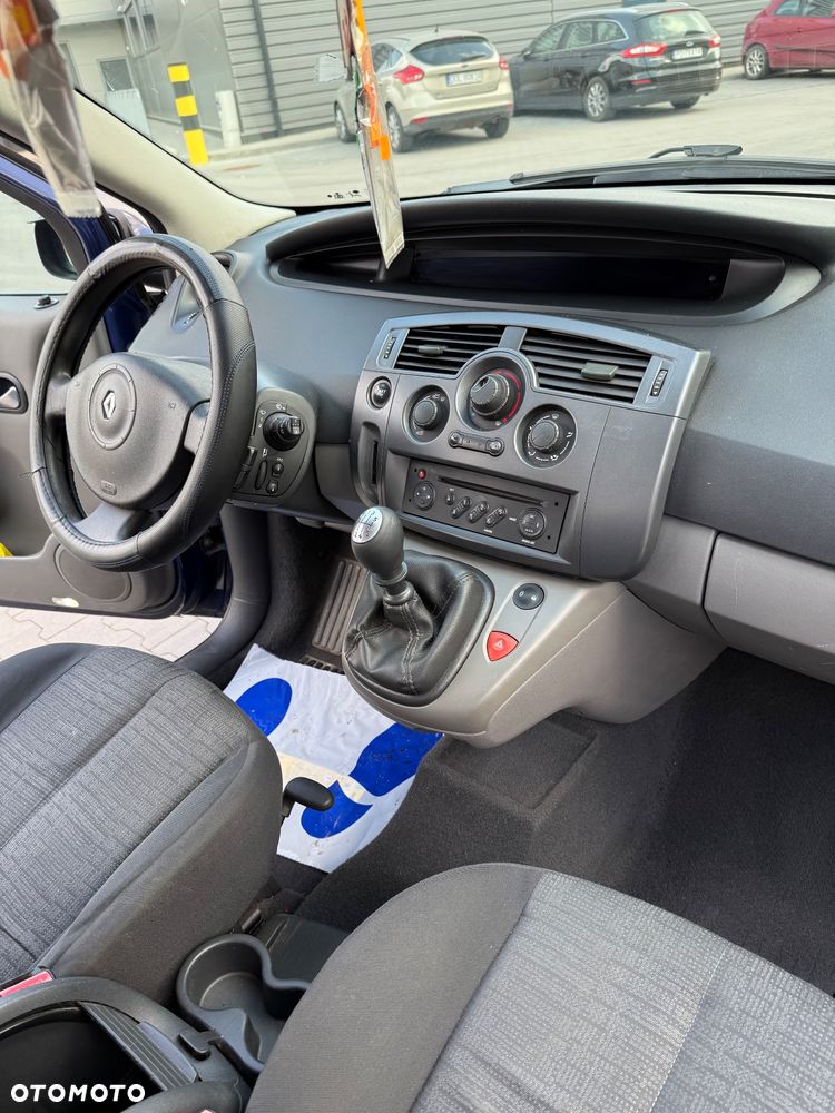 Renault Scenic 1.6 16V Authentique - 30