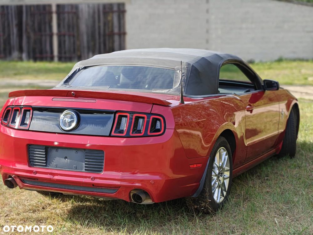 Ford Mustang 3.7 V6 Premium - 8
