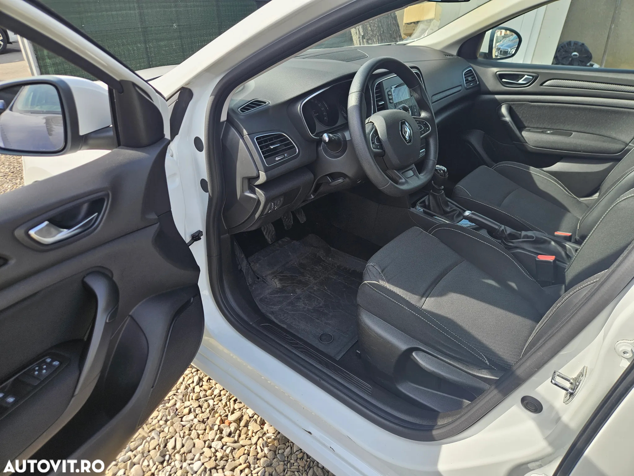 Renault Megane BLUE dCi Life - 7