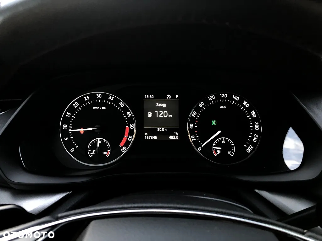 Skoda Octavia 2.0 TDI Ambition DSG - 25