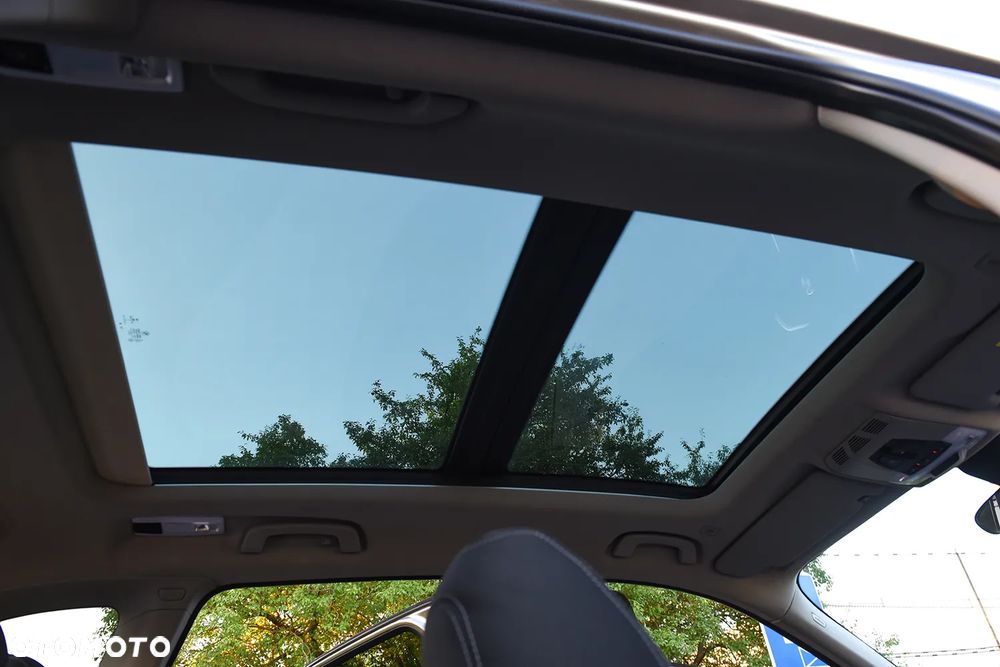 BMW X1 xDrive20d Sport Line - 38