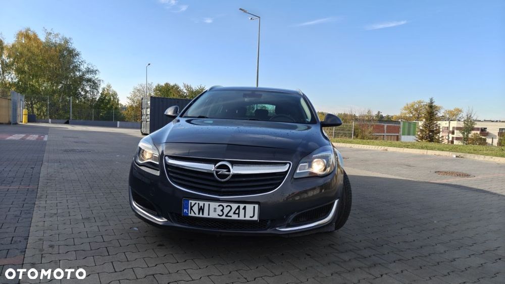 Opel Insignia - 2