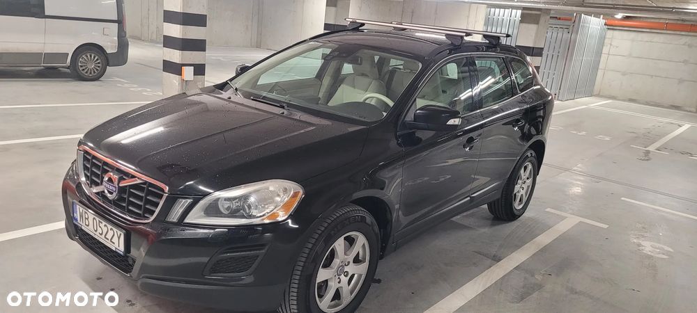 Volvo XC 60 D5 AWD Momentum - 2