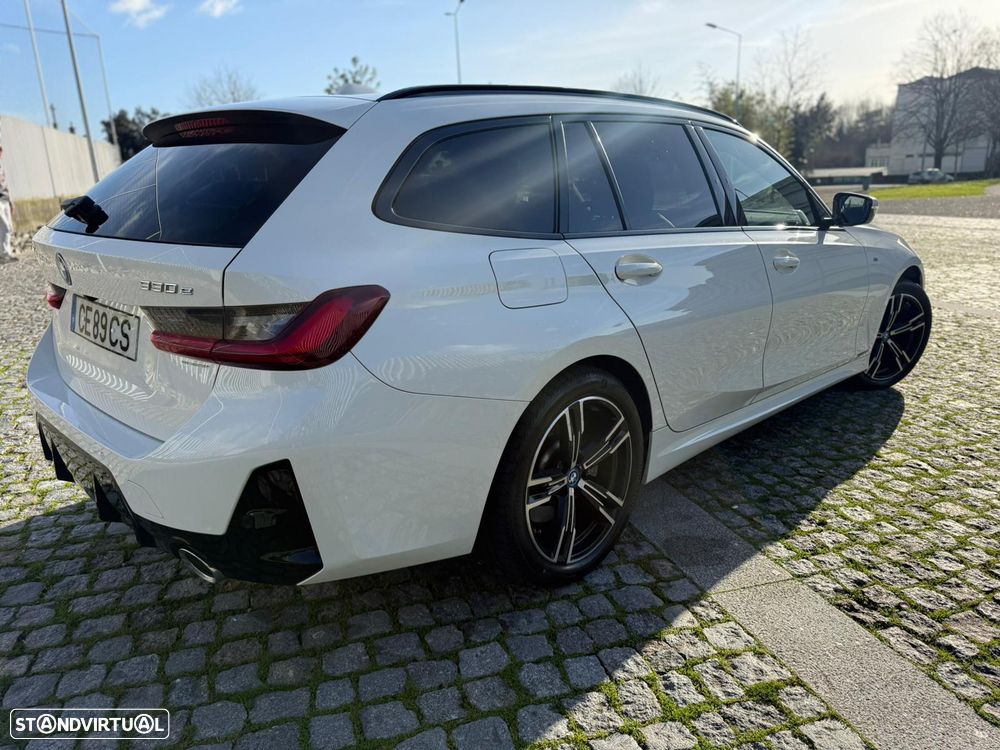 BMW 330 e Aut. M Sport - 3