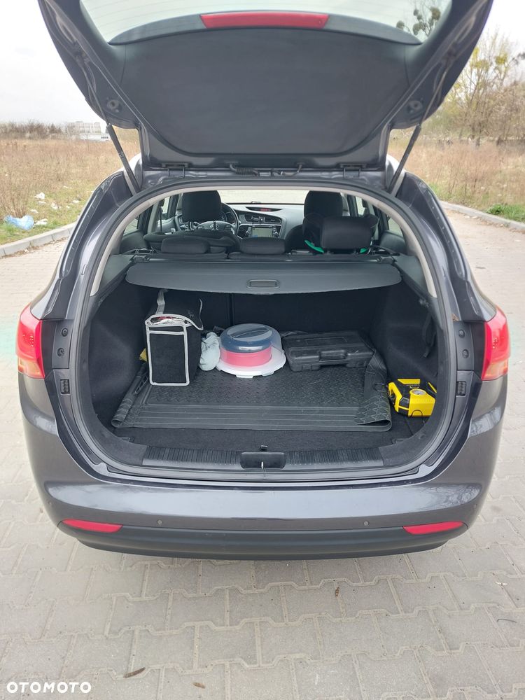 Kia Ceed 1.6 CRDi 128 Platinum Edition - 7