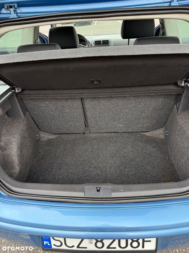 Volkswagen Polo 1.4 Comfortline - 17