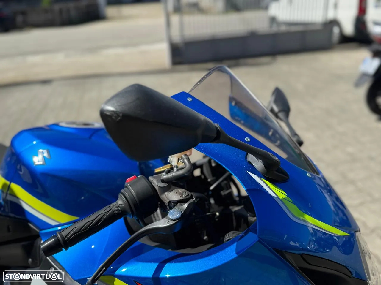 Suzuki GSX-R - 7