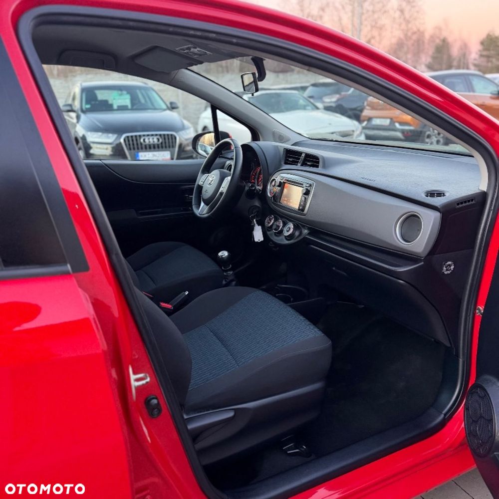 Toyota Yaris - 37