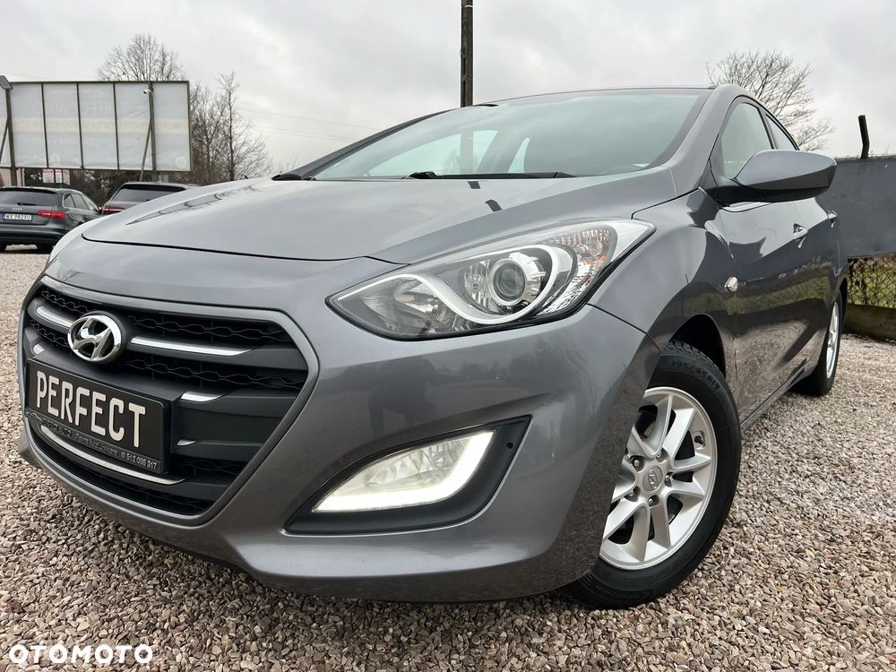 Hyundai i30 blue 1.6 GDI Trend - 3