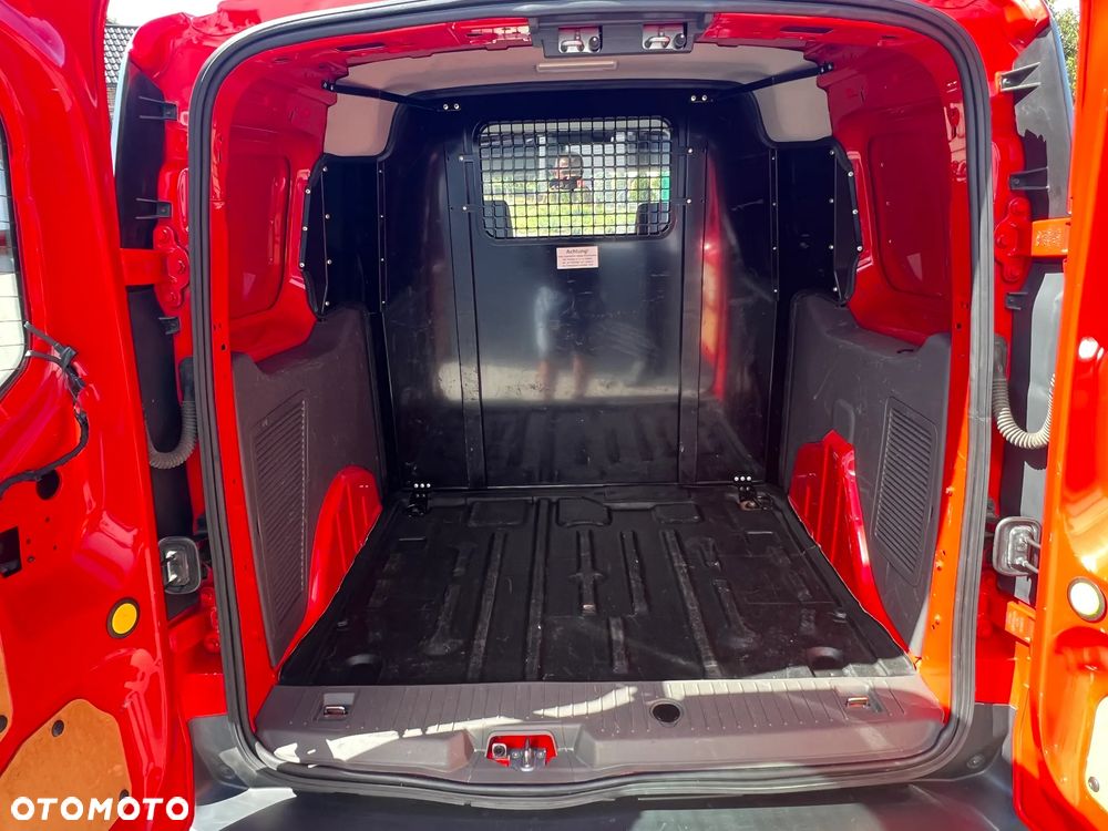 Ford Transit Connect - 13