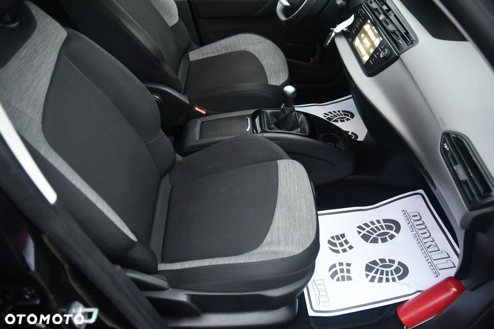 Citroën C4 Picasso - 19