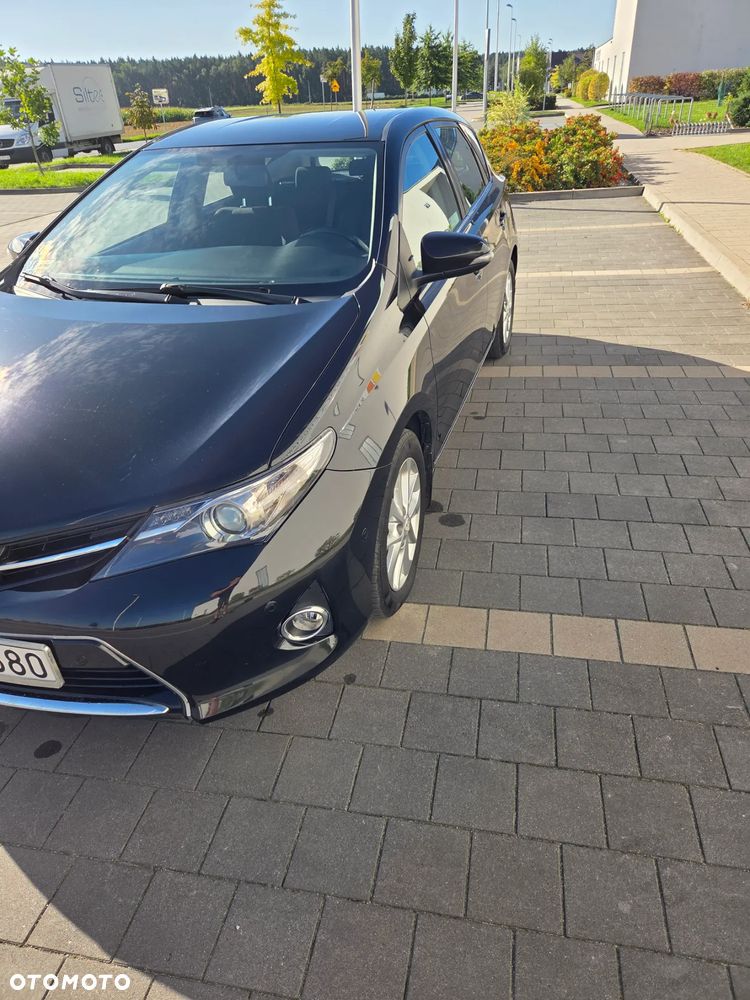 Toyota Auris 1.6 Premium Comfort - 8