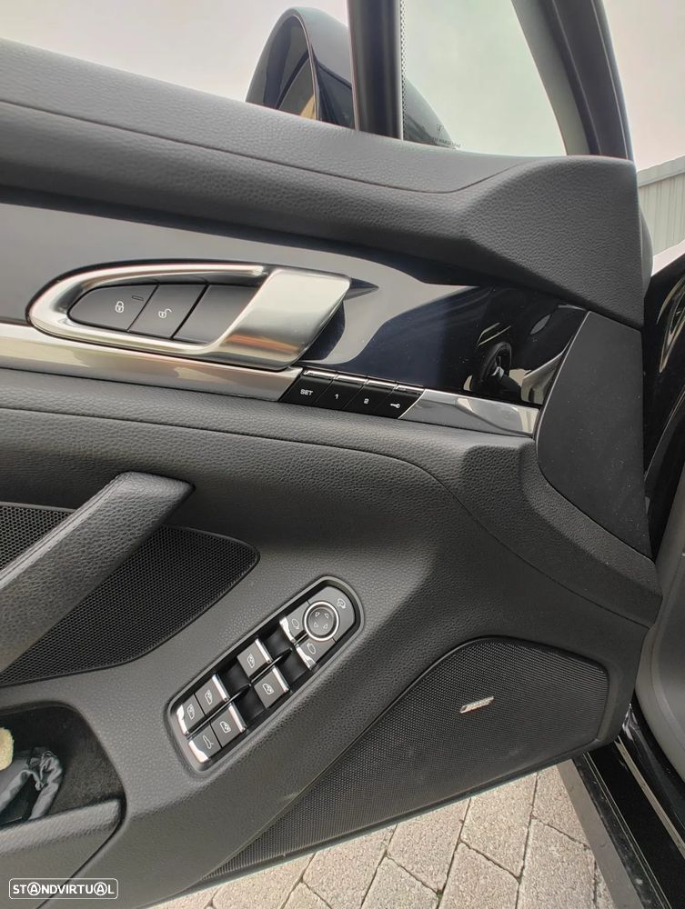 Porsche Panamera S E-Hybrid - 25