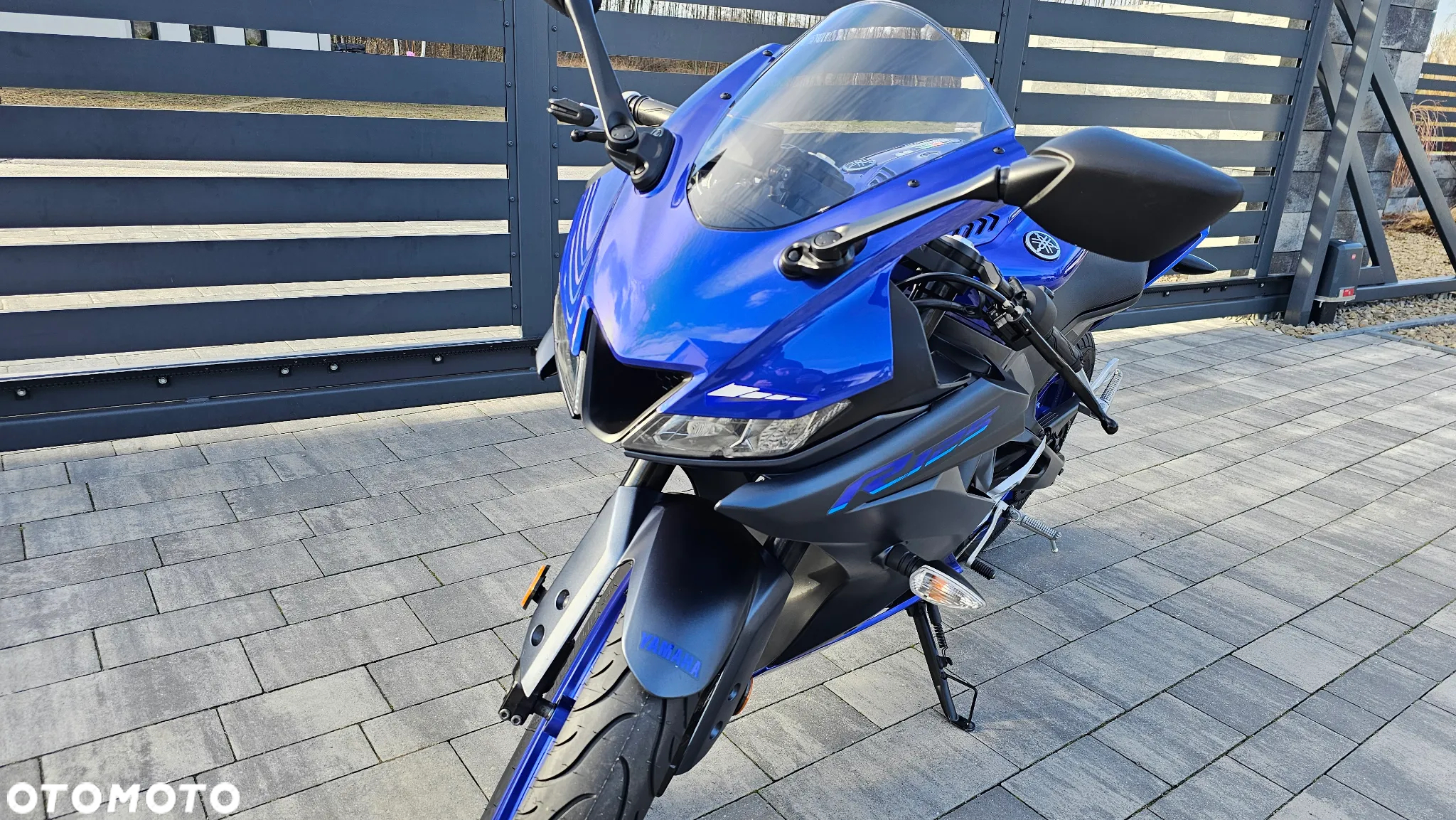 Yamaha YZF - 3