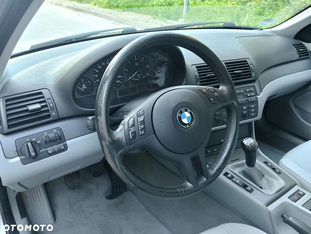 BMW Seria 3 320d Edition Exclusive - 26