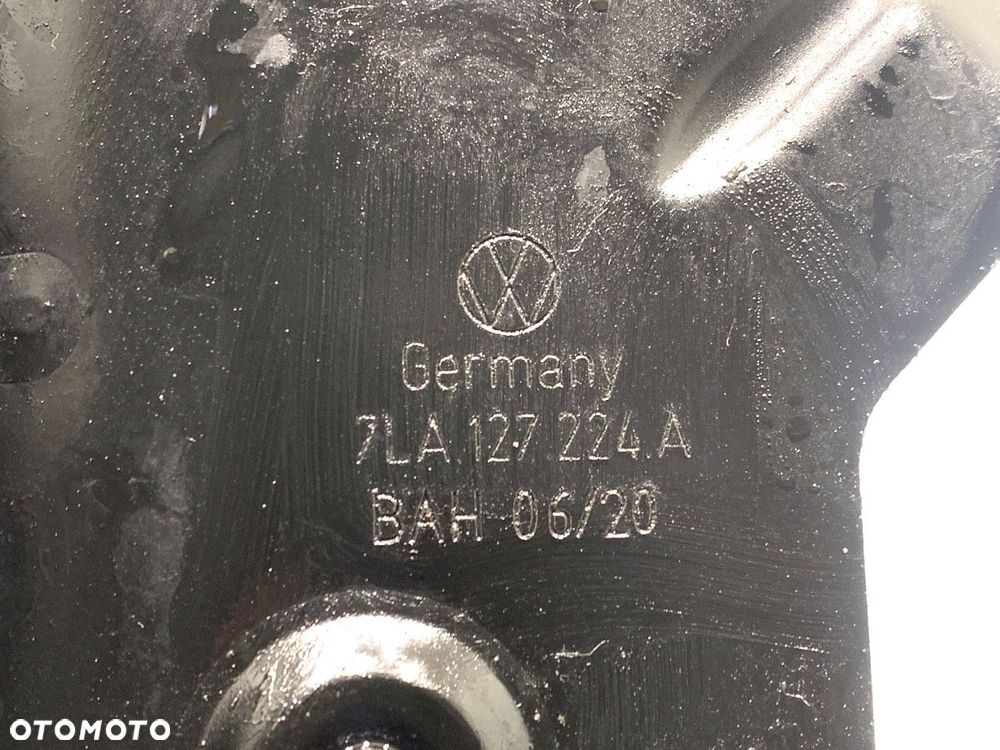 PODSTAWA FILTRA PALIWA  VW TRANSPORTER / CARAVELLE VI Autobus (SGB, SGJ, SHB, SHJ) 2015 - 2022 2.0 - 4