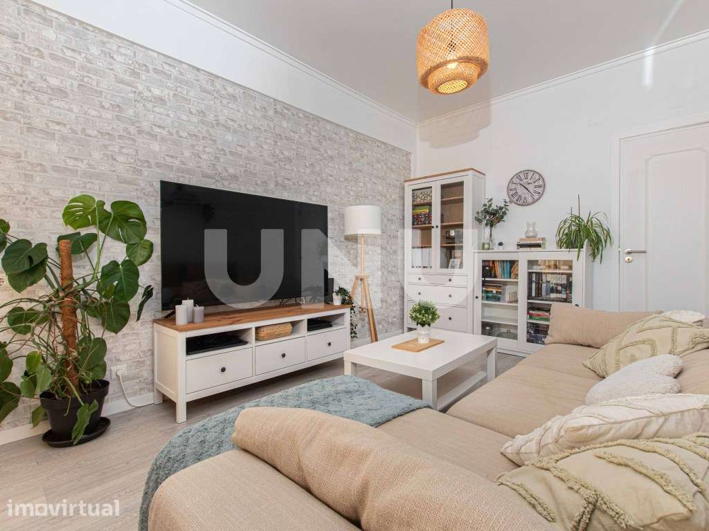 Apartamento T2 remodelado em Vialonga! - Grande imagem: 4/20