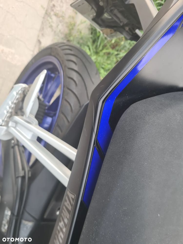 Yamaha MT - 9