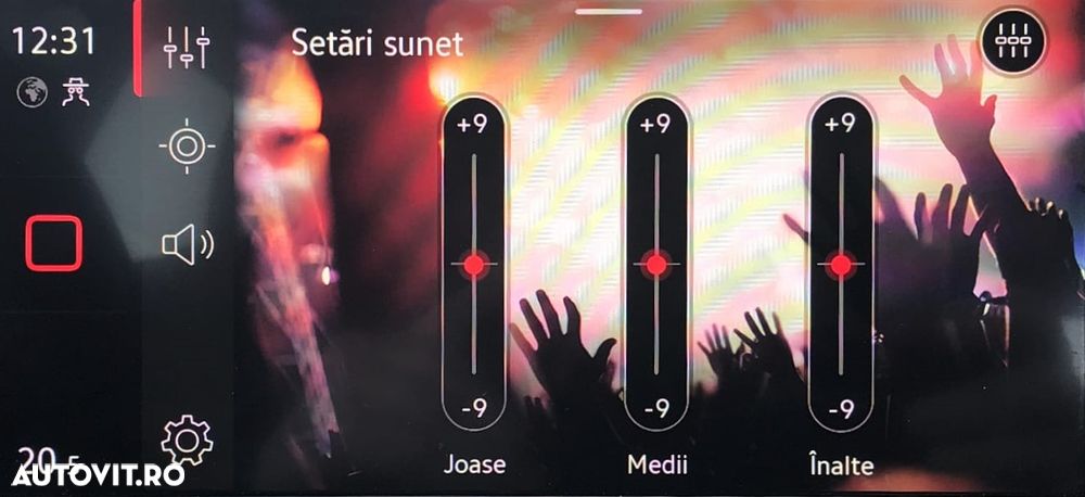 Volkswagen Golf 1.5 TSI ACT Life - 32