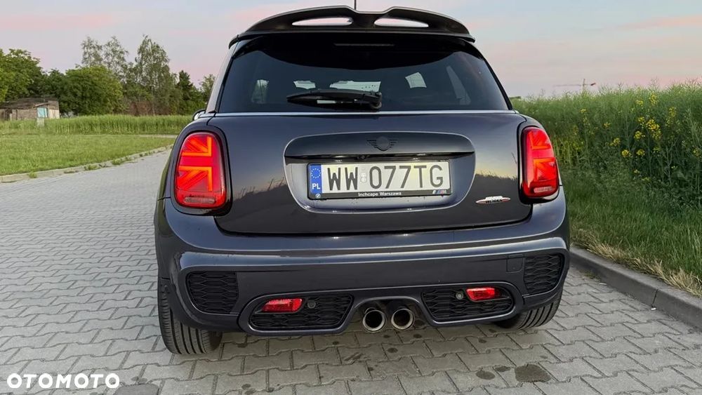 MINI John Cooper Works - 8