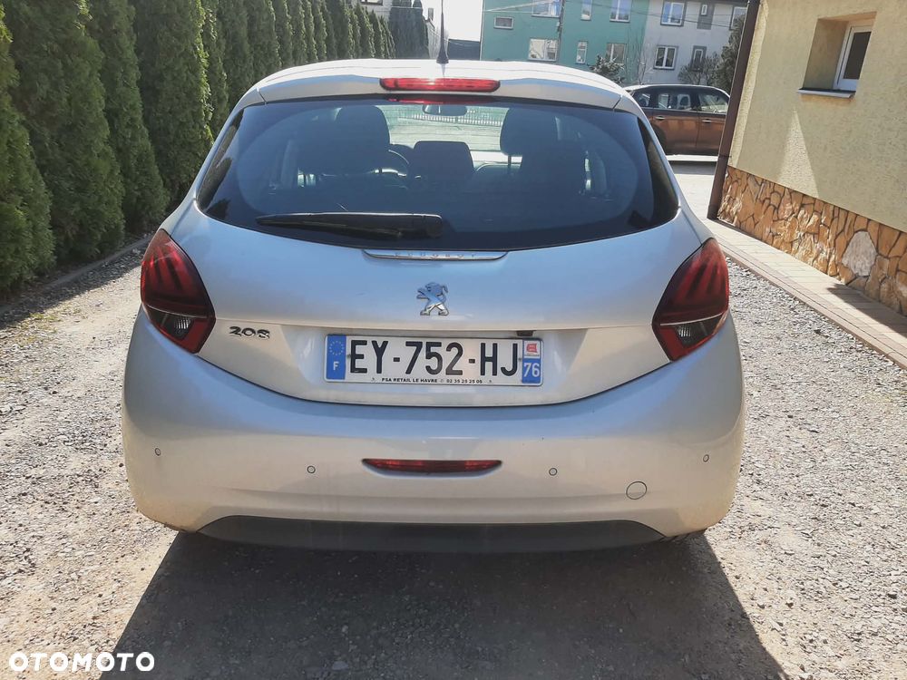Peugeot 208 PureTech 110 Stop & Start Allure - 6