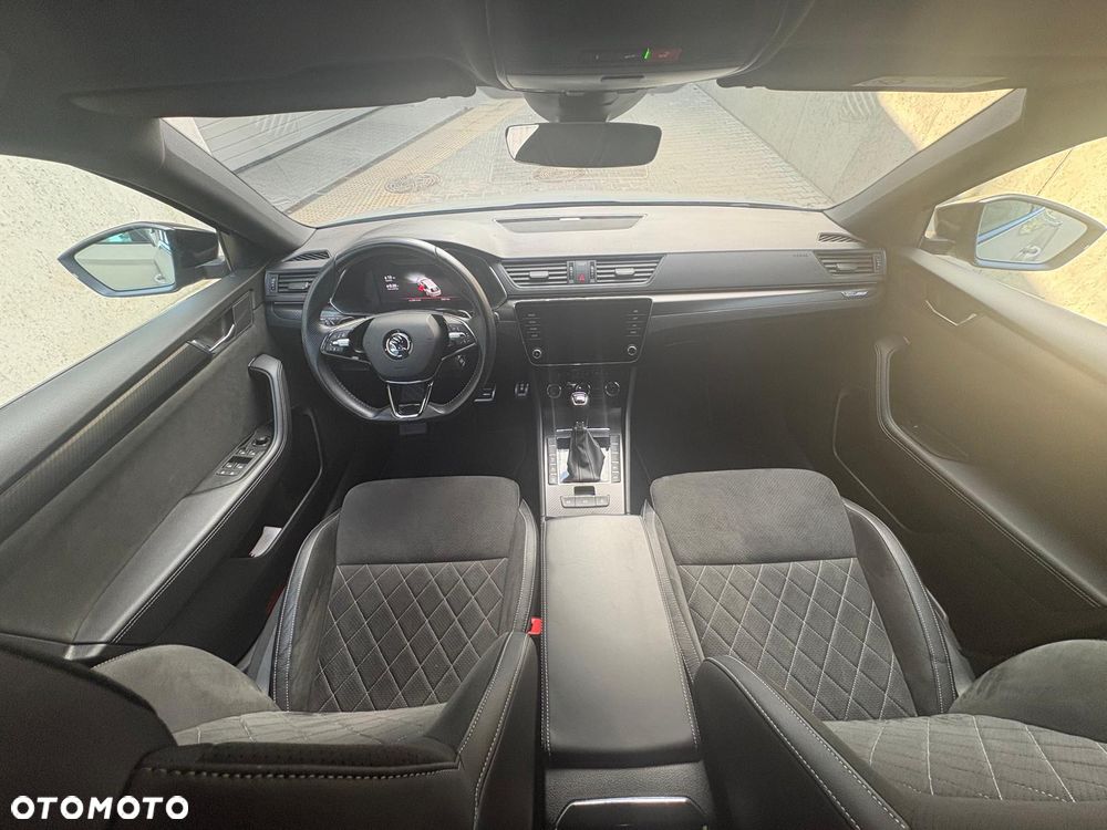 Skoda Superb 2.0 TSI 4x4 Sportline DSG - 14
