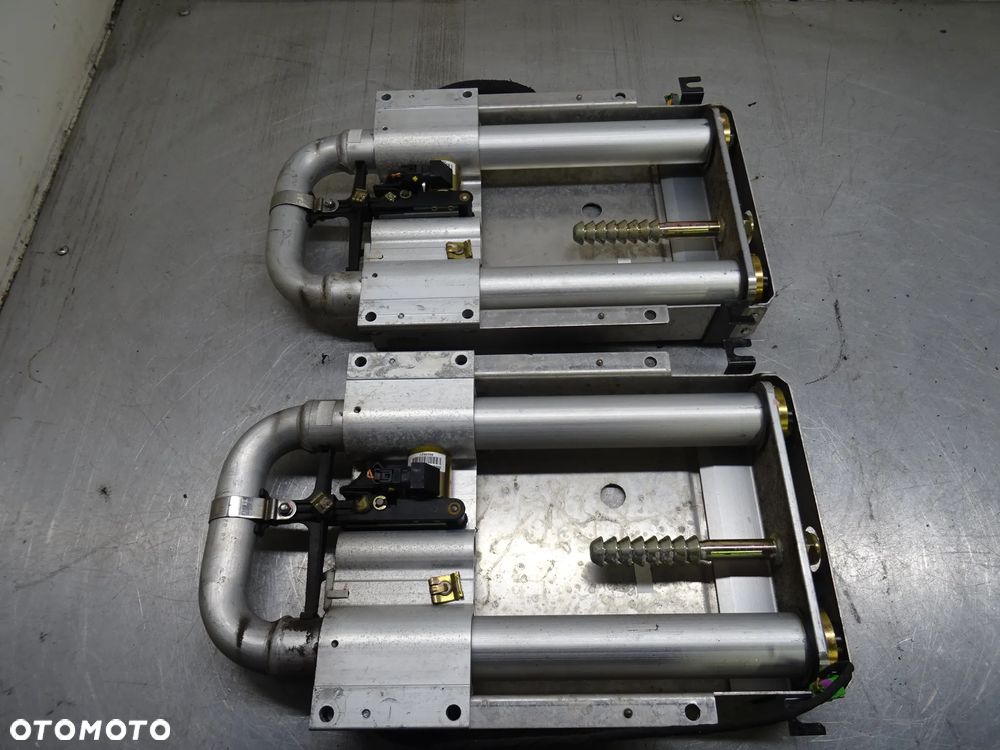 VOLVO C70 CABRIO 97-05 2.0 TB ZAGŁÓWEK PIROTECHNICZNY LEWY PRAWY TYLNY