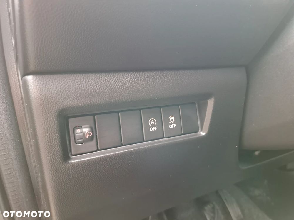 Suzuki Swift 1.2 Dualjet Hybrid Allgrip Comfort - 13