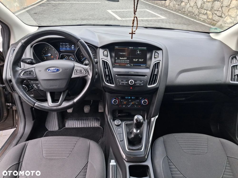 Ford Focus - 12