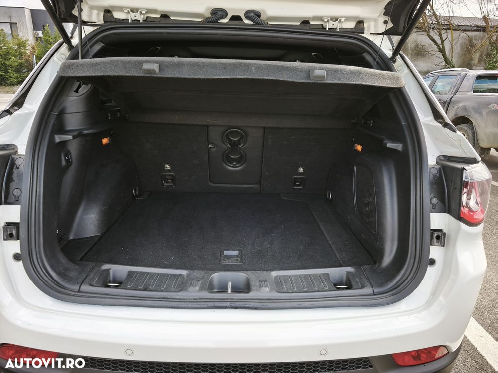 Jeep Compass - 15