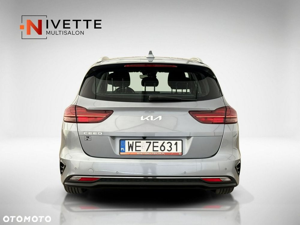Kia Ceed 1.5 T-GDI M - 10