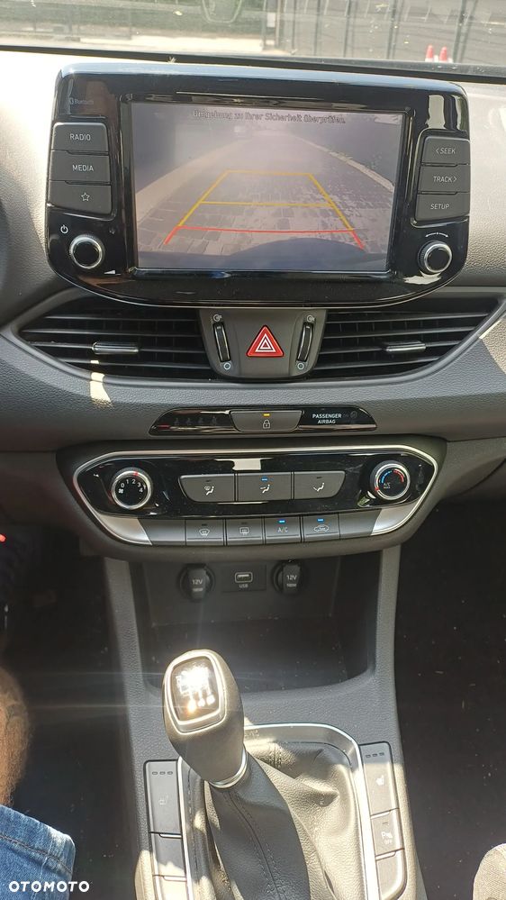 Hyundai i30 1.0 T-GDI 48V-Hybrid Connect & Go - 15