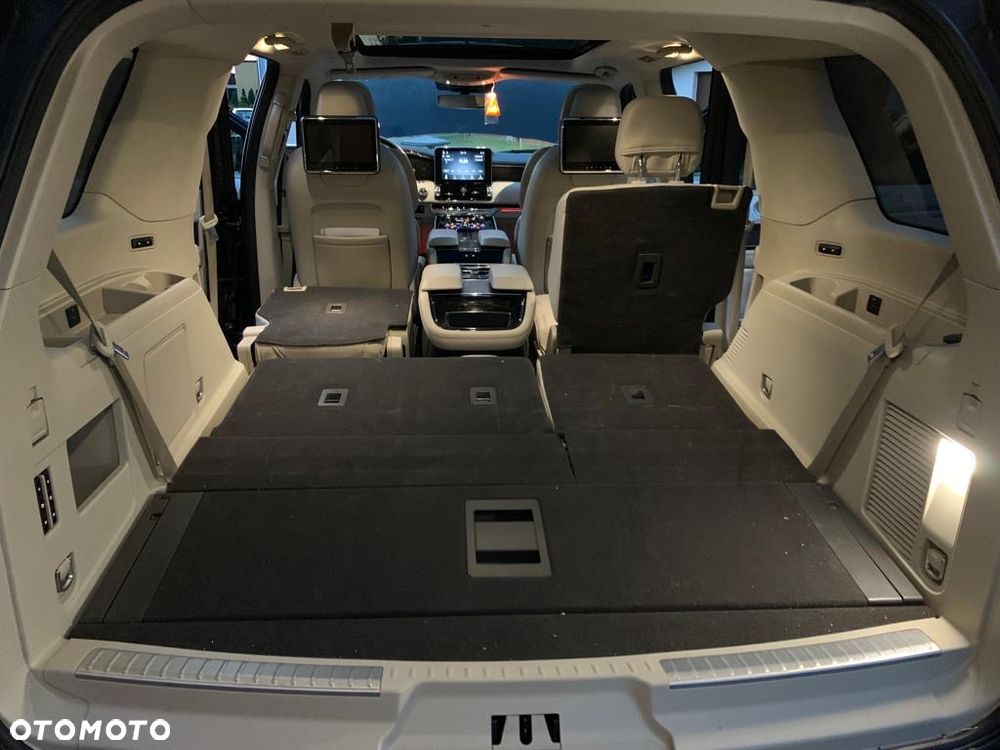 Lincoln Navigator - 19