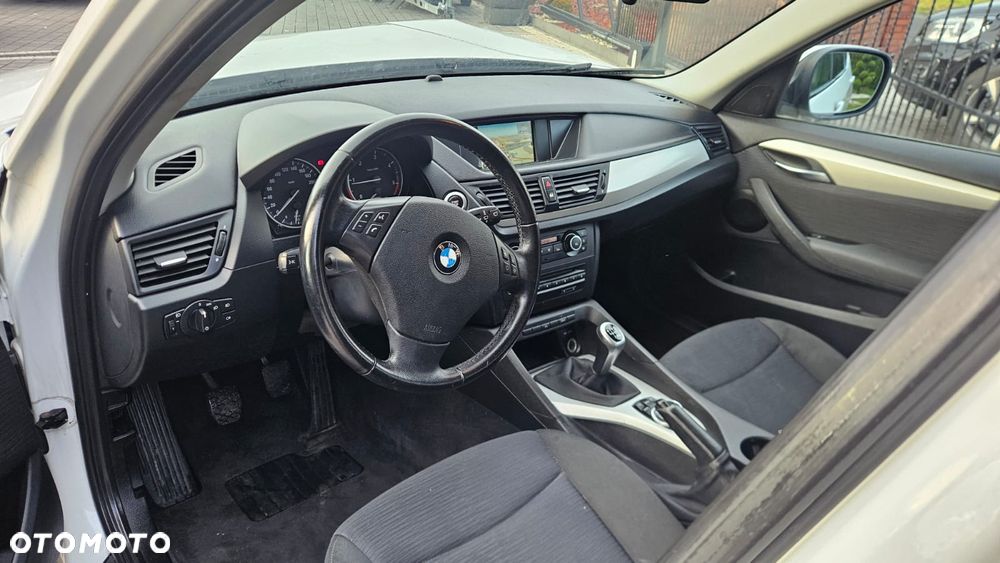 BMW X1 sDrive18d xLine - 4