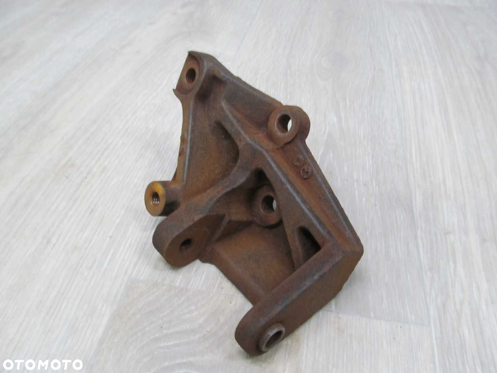 DAIHATSU HIJET PFAU PORTER 1.3 98- LAPA PODPORA SILNIKA - 4