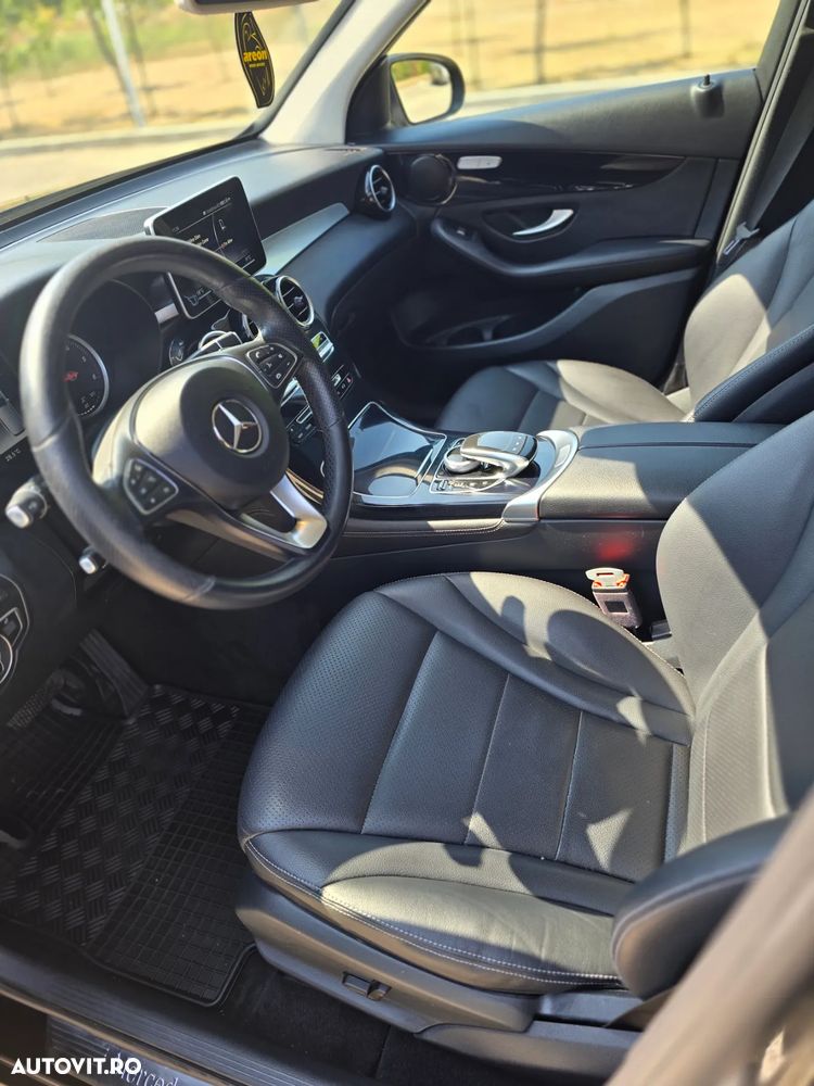 Mercedes-Benz GLC 250 d 4MATIC - 4