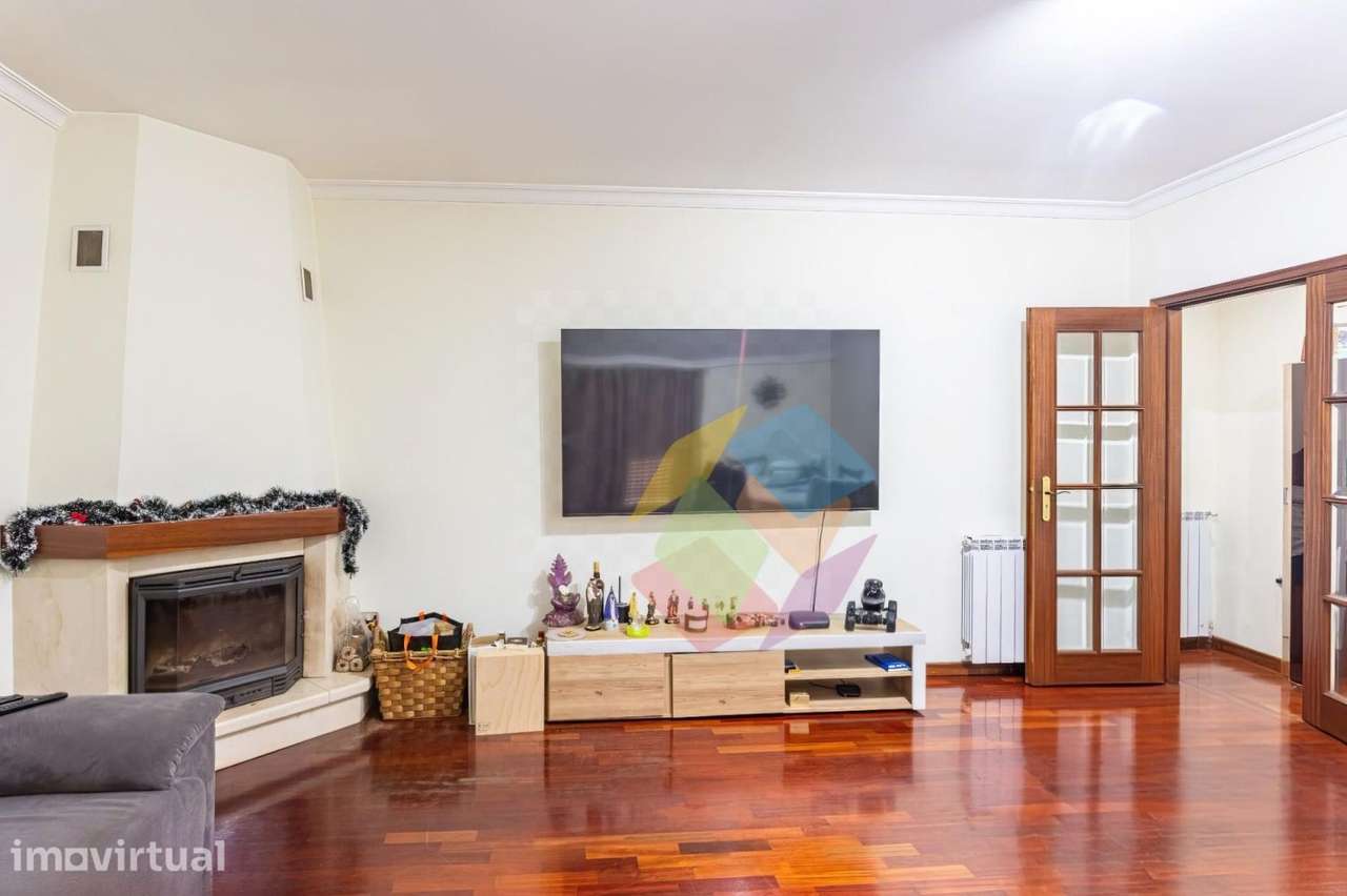 Excelente T2 no Último Andar com Terraços e Garagem em São João de - Grande imagem: 4/19