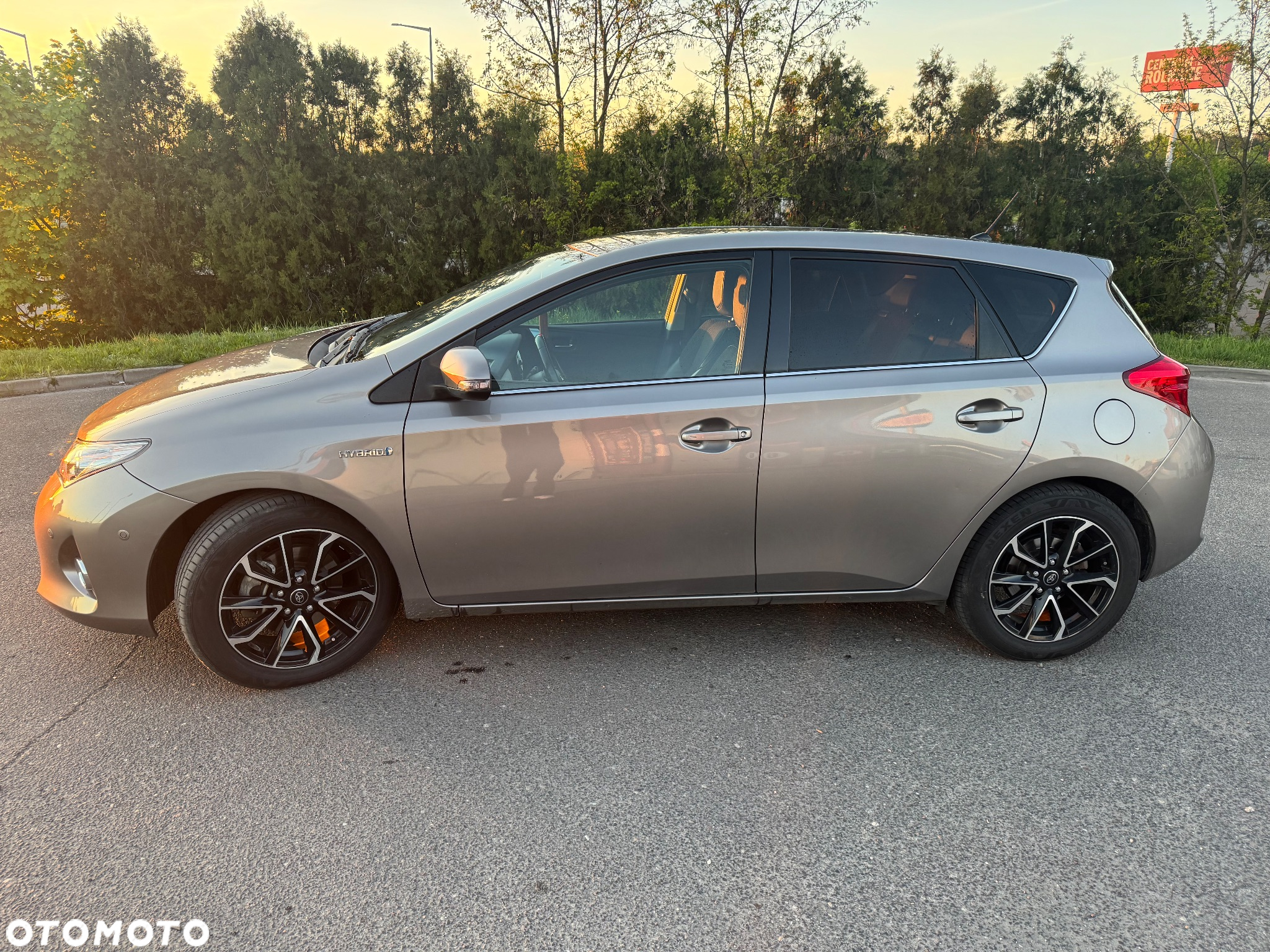 Toyota Auris Hybrid 135 Premium - 5