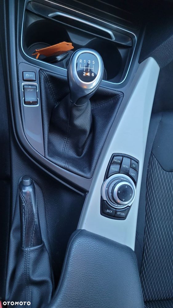 BMW Seria 3 320d Edition M Sport Shadow - 38