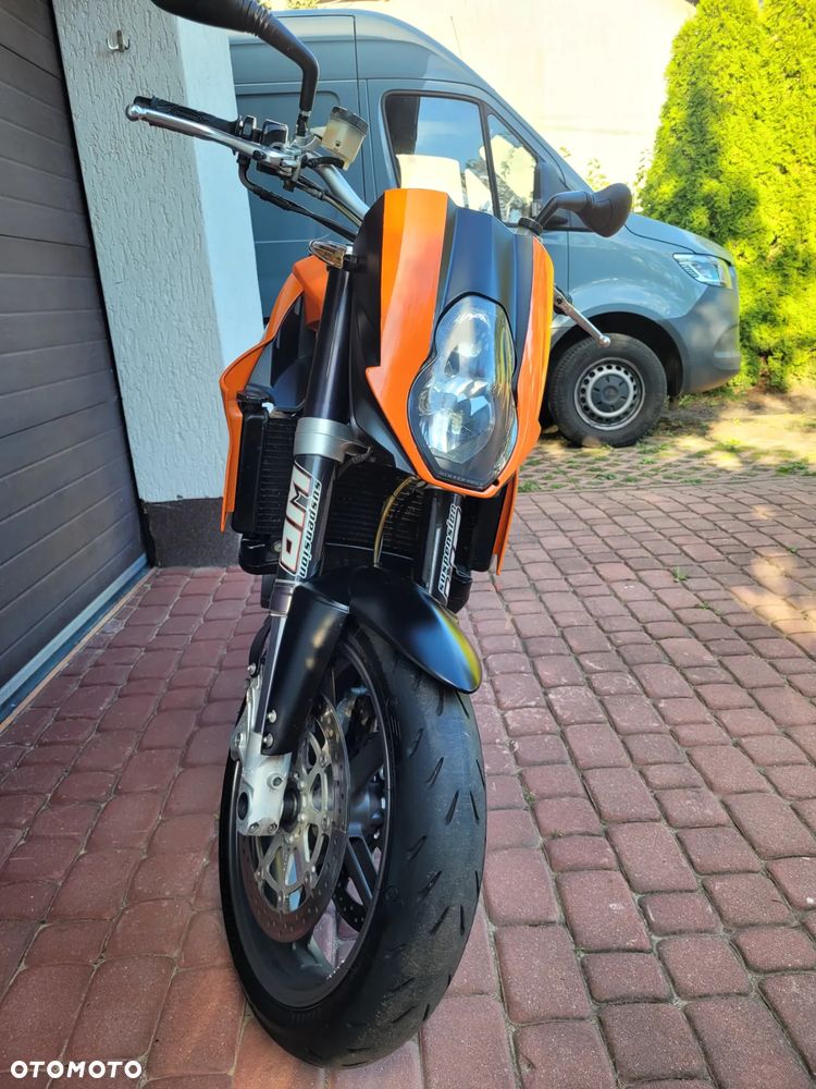 KTM Super Duke - 10