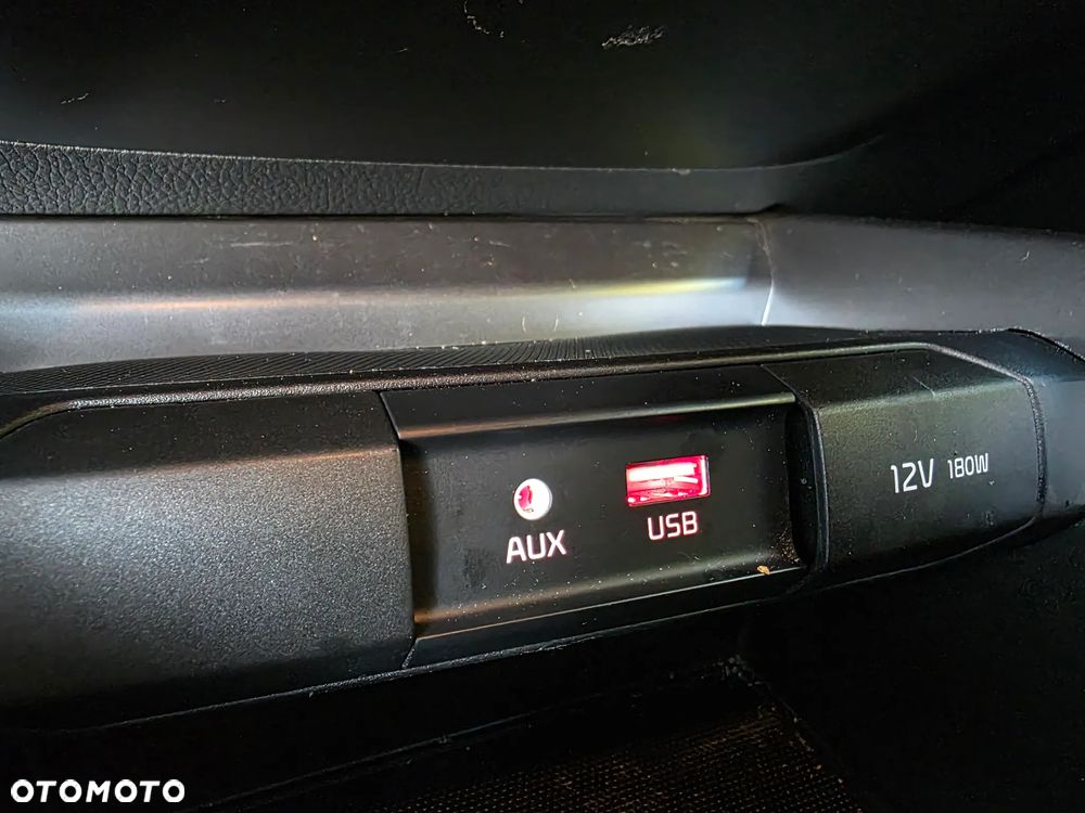 Kia Rio 1.0 T-GDI 120 GT Line - 32