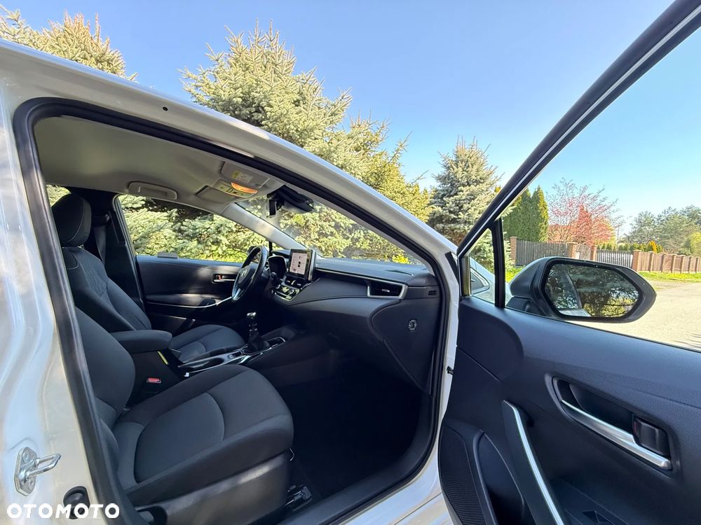 Toyota Corolla 1.5 Comfort - 24