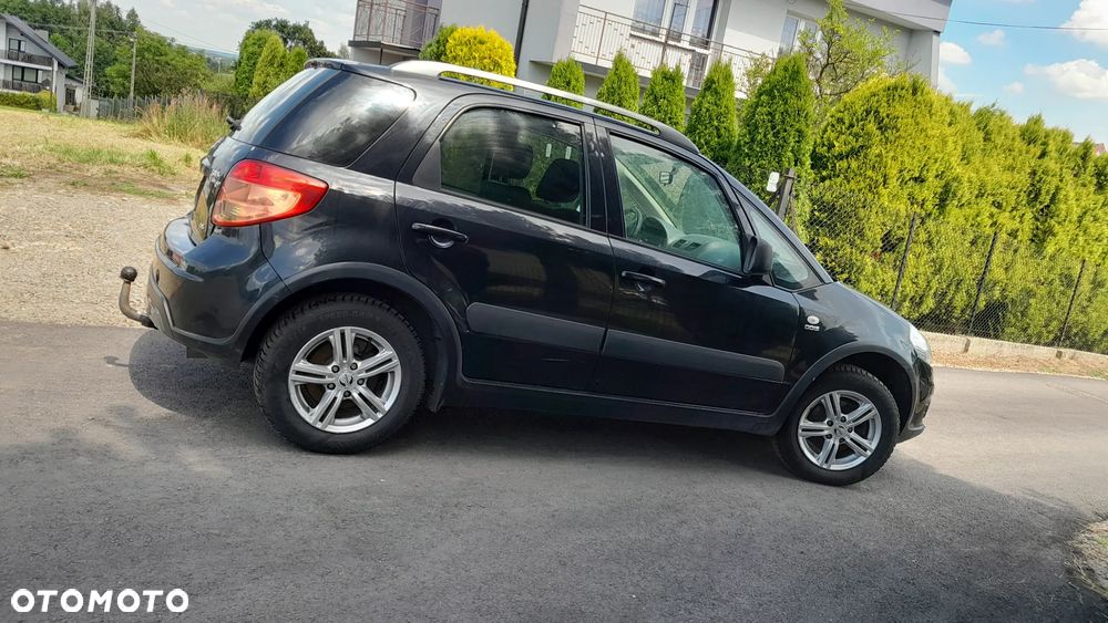 Suzuki SX4 - 4