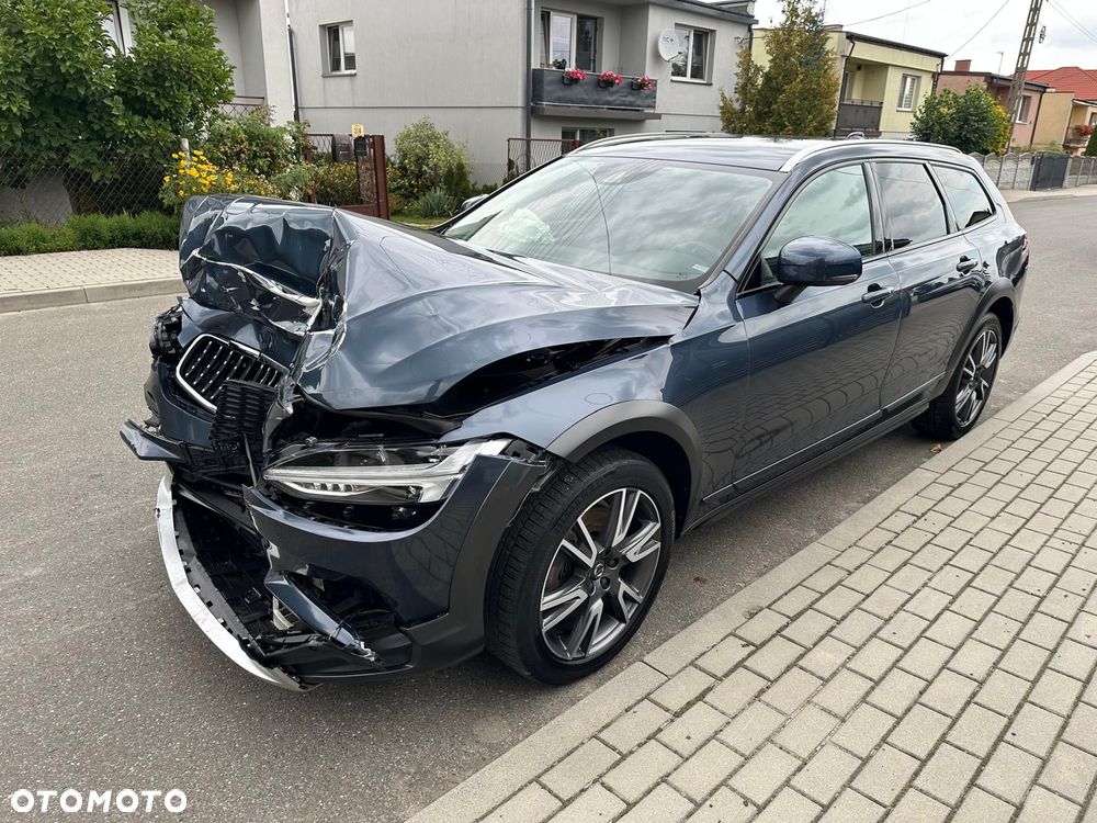 Volvo V90 Cross Country D5 SCR AWD Pro - 1
