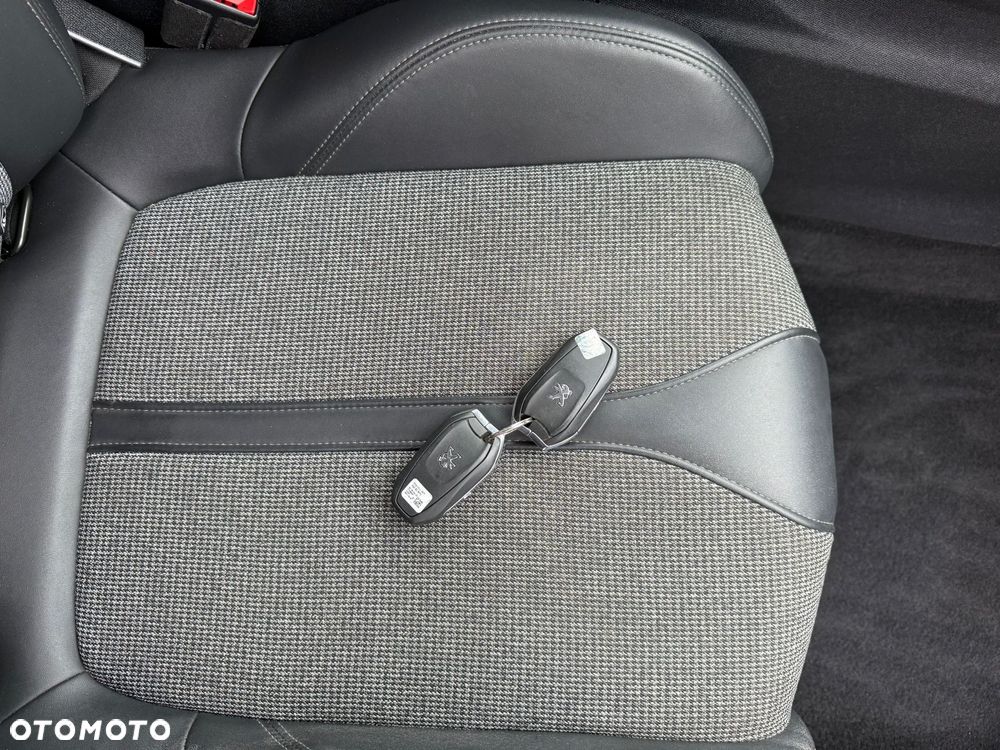 Peugeot 3008 PureTech 130 Stop & Start GPF EAT8 Active - 26