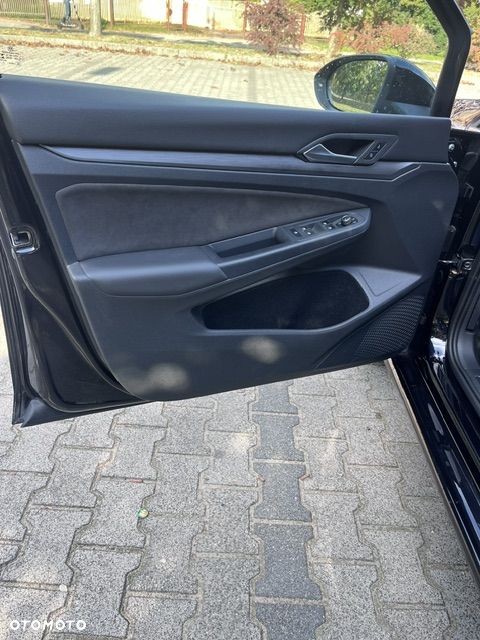 Volkswagen Golf - 16