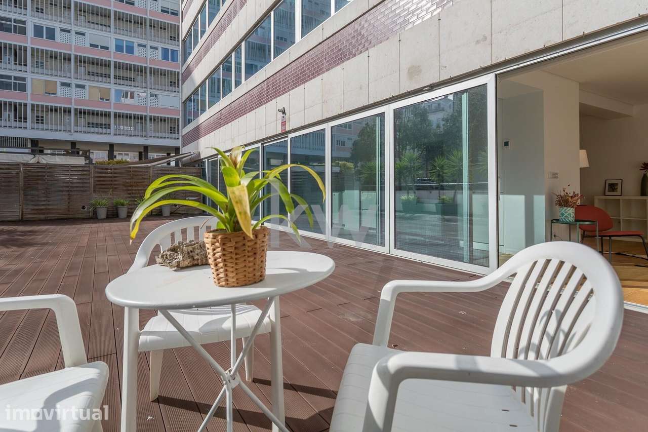 Exclusivo T3 Duplex na Avenida Infante Santo | Estrela - Grande imagem: 2/44